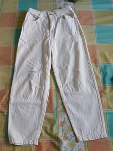 Ripped Baggy White Jeans