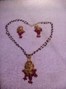 Necless Set