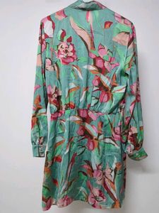 🔴75% Off🔴 *NEW* Zara Floral Bow Dress