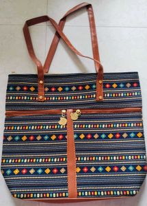 Handbag