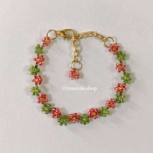 Flower Beaded Bracelet