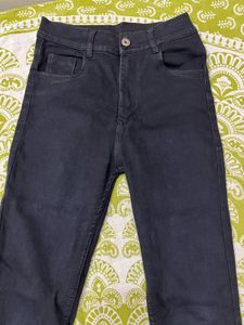 Black Jeans 24/26 Skinny