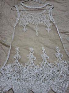 Lace Sleeveless Top