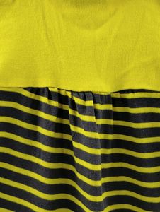 Black &amp; Yellow Tshirt