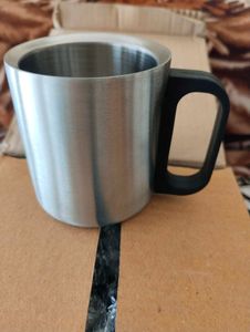 Set Of 4 Tea /Coffee Mugs New With Tag