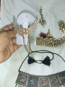 Stylish Jewellery Set And Clutcher Combo