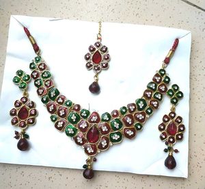 Festive Indian Jewelry Set