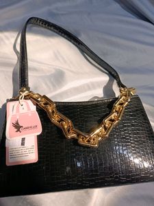 Price Drop🔥 Brand New Black handbag