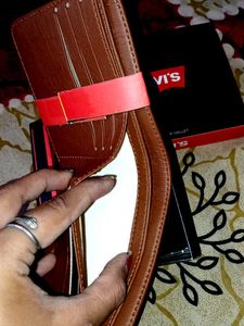 Levi&#39;s Men&#39;s Leather Wallet