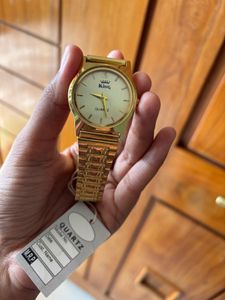 King Quartz Watch