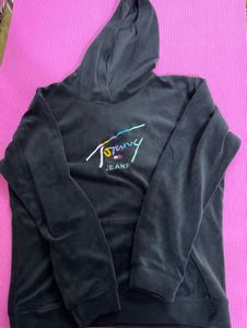 Soft material fitted hoodie