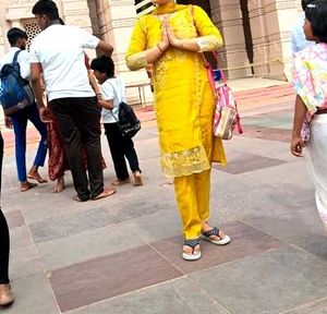 Yellow suit Only one Time Wear Kiya h