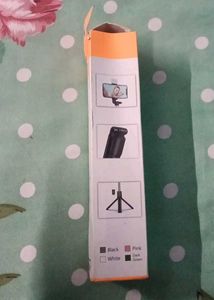 2 in 1 Selfie Stick Tripod And Flashlight Remote