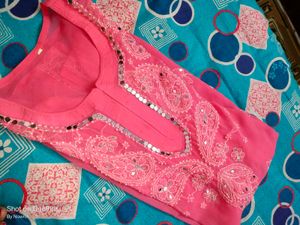 Beautiful Chikankari Kurti