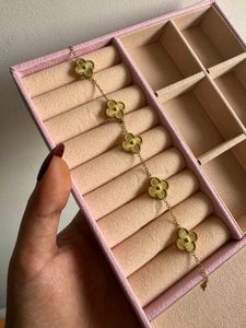 Clover Golden Bracelet