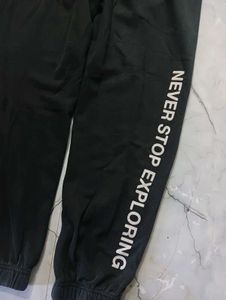 The North Face Sweatpants