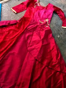 Red Embellished Girls&#39; Dress