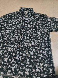 Butterfly Print Button-Down Shirt