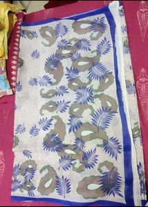 Floral Print Cotton Saree with blouse piece