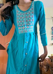 Embroidered Side Slit Kurti