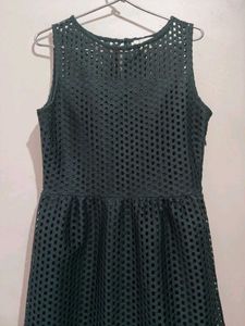 Black Sleeveless Midi Dress