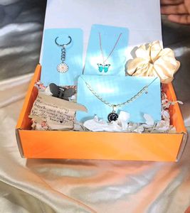 Jewellery Hamper