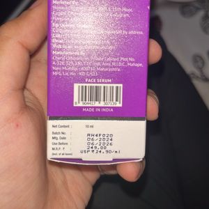 The Derma Co Face Serum