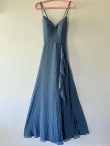 Cross back flow dress👗(surplus)