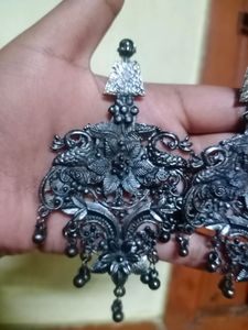 New Black Shiny Earrings