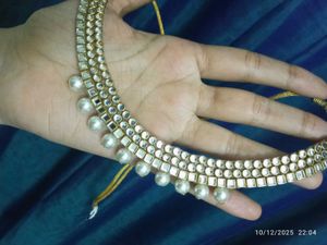 Elegant Kundan and Pearl Necklace