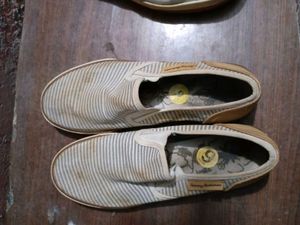 Tommy Bahama Striped Slip-ons