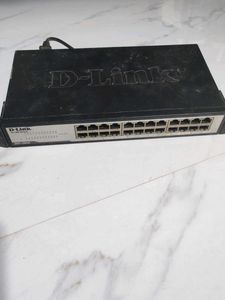 D-Link DES-1024C  24 Port Switch