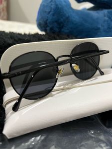 Round Black Sunglasses