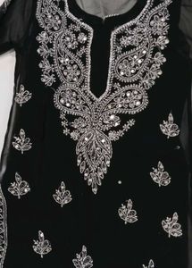 Chikankari Kurti