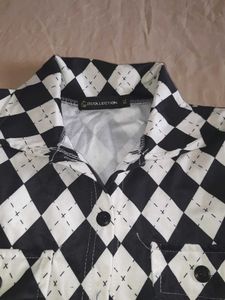 Checkered Short Sleeve Shirt 32 bust size