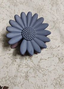 Daisy Flower Hair Claw Clip