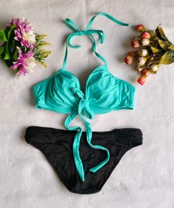 Victoria's Secret : Beach Wear
