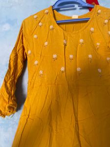 Mustard Kurta With Pearl Detailings
