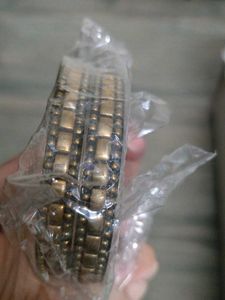 Gold-toned Bangle Set