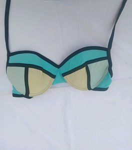 Bikini top