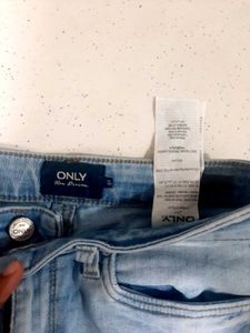 Vero Moda Light Blue Flare-Fit Jeans | Women