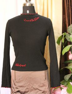 Black 'Love is the Future' Top