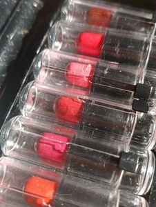 2 Set Lipsticks