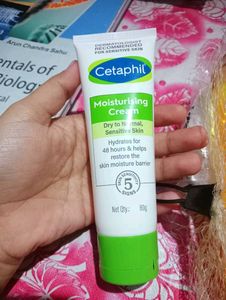 Cetaphil Moisturising Cream