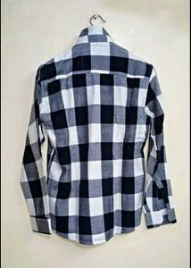 &#34;Warm and Stylish XL Winter Shirt,(black &amp;white)