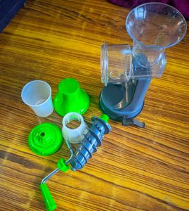 Portable Hand Juicer (Brand New)