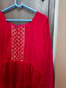 Red Naira Kurta