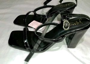 Black Block Heel