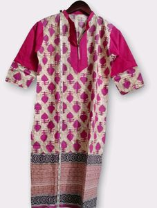 Pink and Gold Printed Kurta with 3/4 Sleeves Women