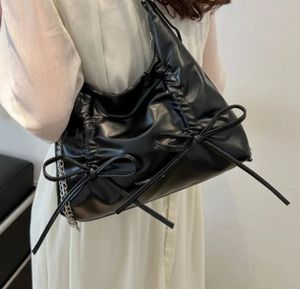 Black Fashion Handbag
